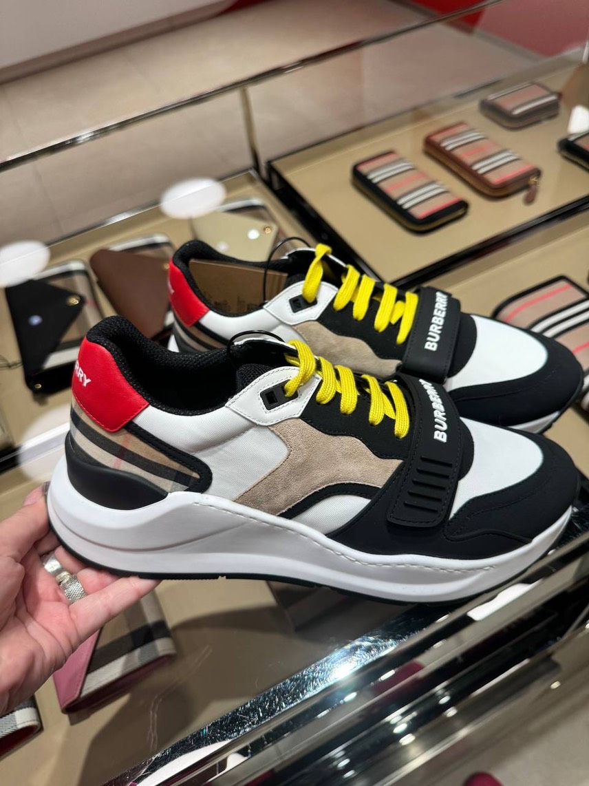 BURBERRY Sneakers front view - Men's luxury Shoes