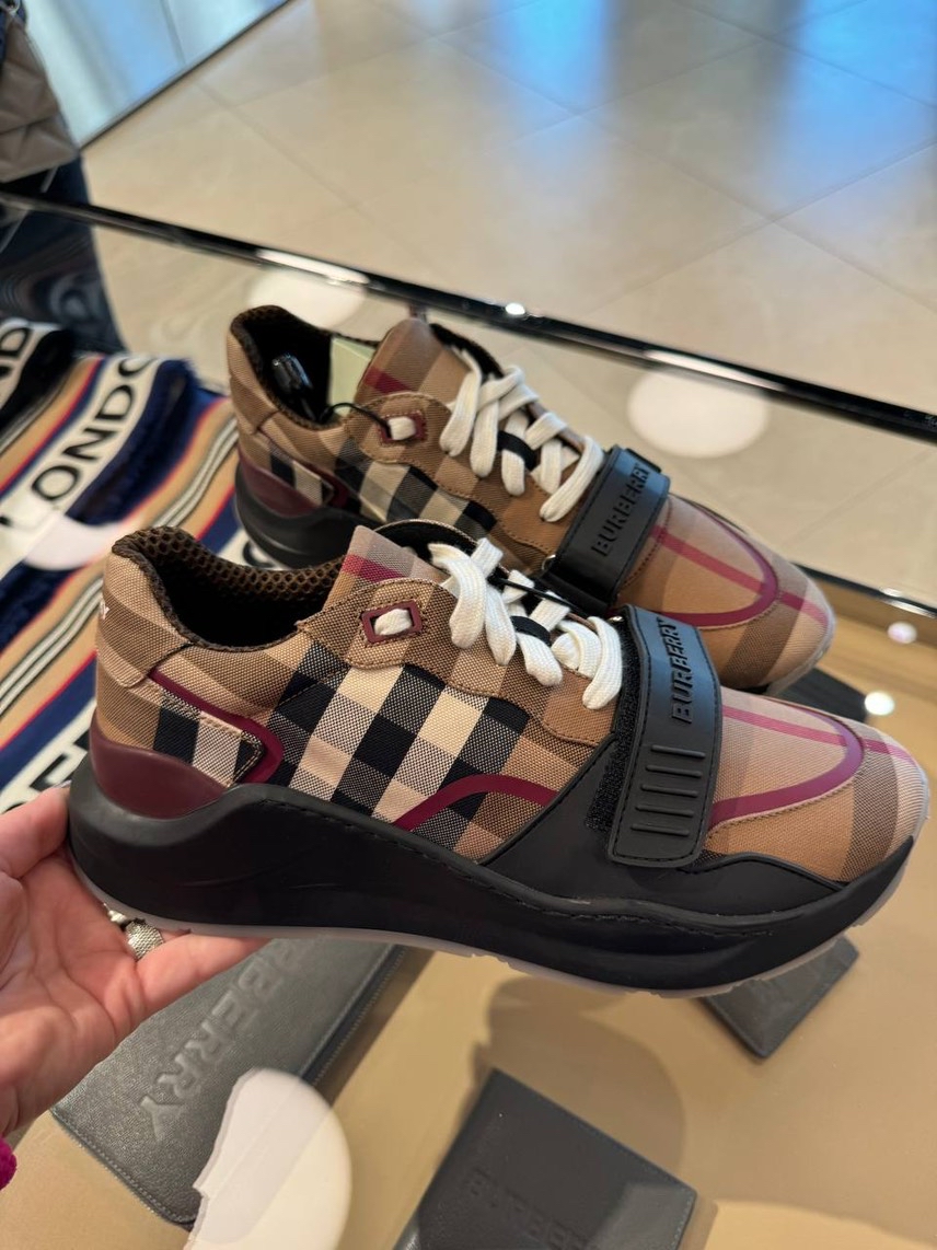 BURBERRY Sneakers front view - Men's luxury Shoes