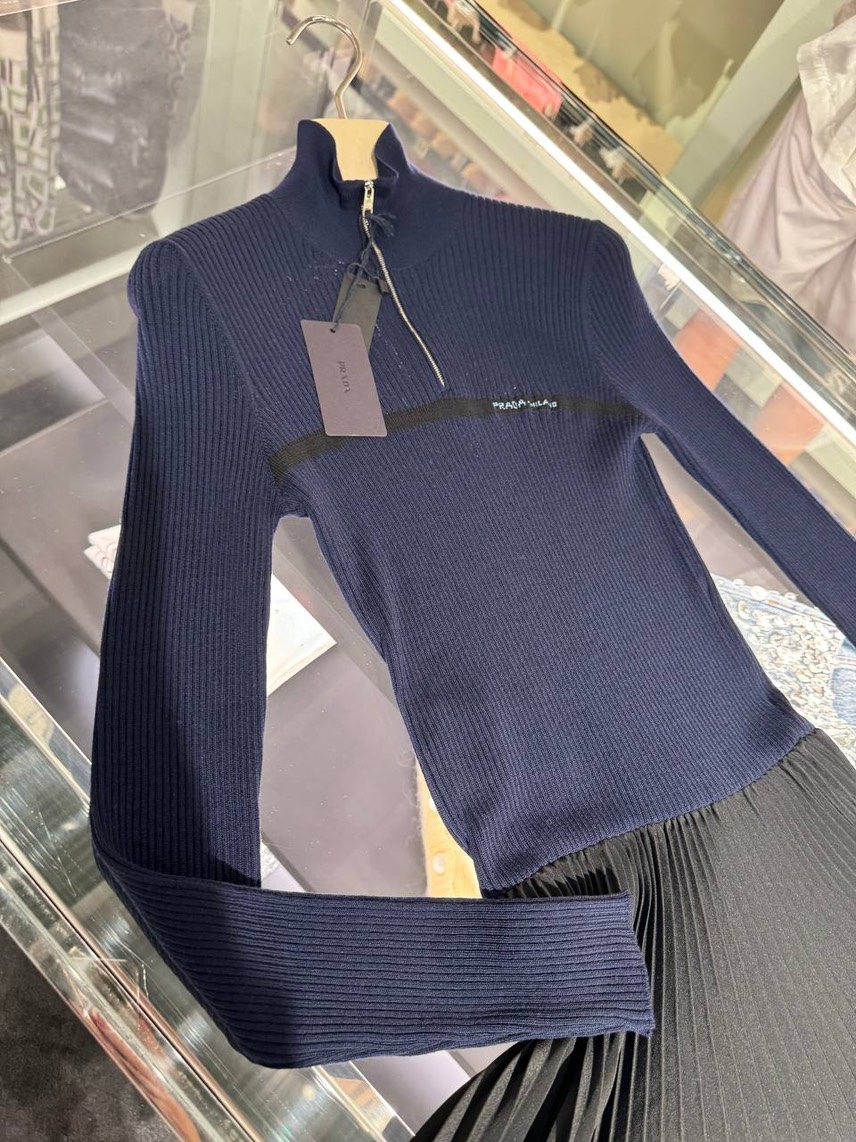 PRADA Dresses side view - Women's luxury Clothes