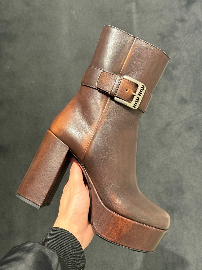 MIU MIU Boots front view - Women's luxury Shoes