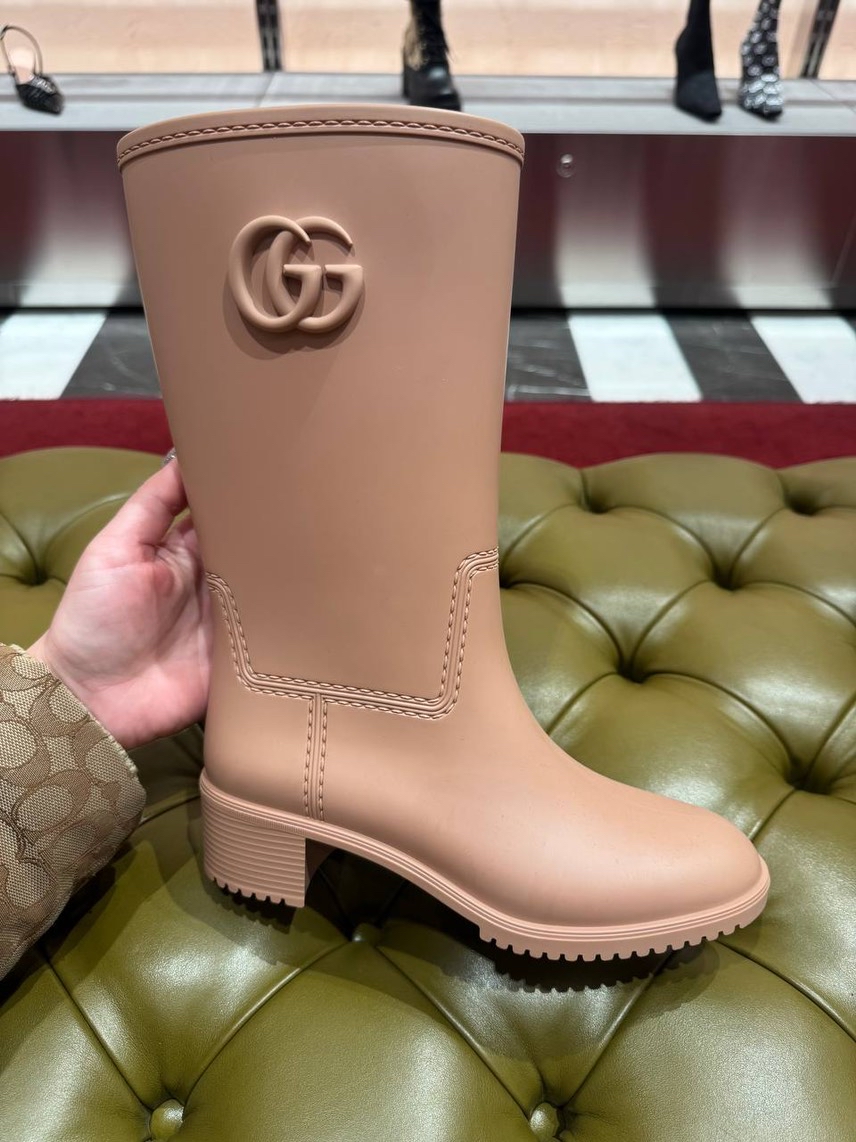 GUCCI Boots front view - Women's luxury Shoes
