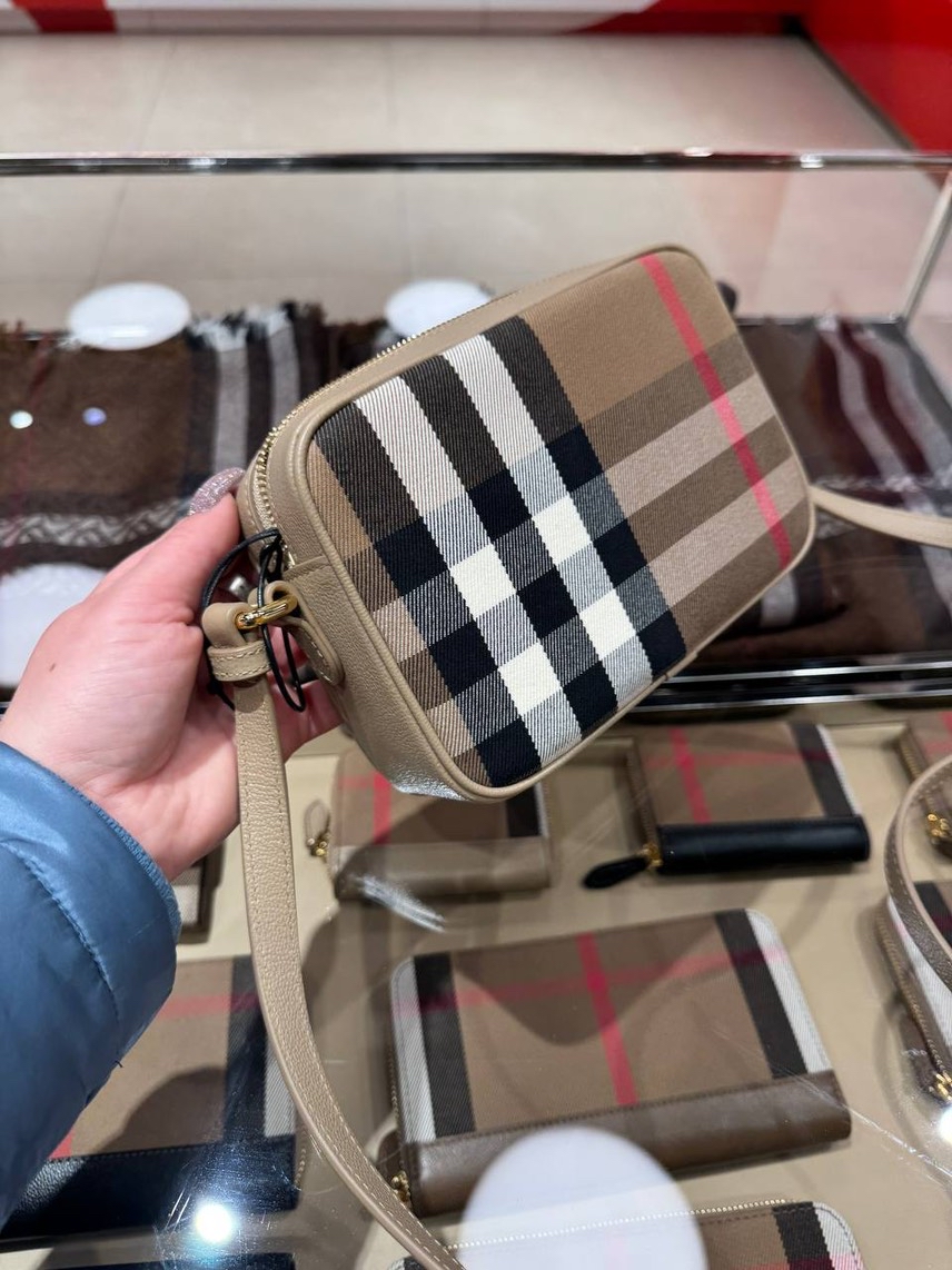 BURBERRY Crossbody bags side view - Women's luxury Bags