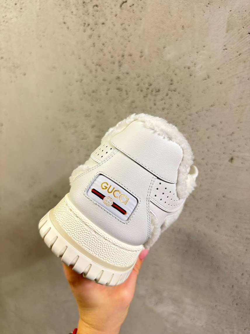 GUCCI Sneakers side view - Men's luxury Shoes