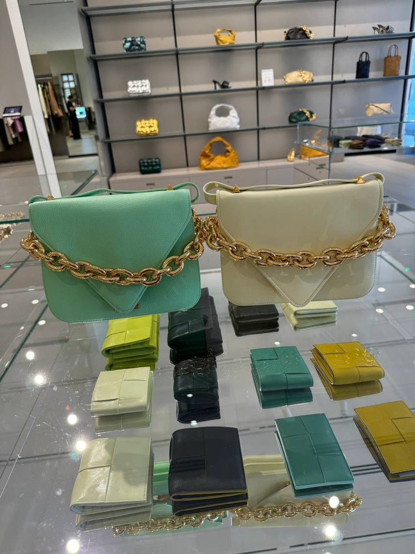 BOTTEGA VENETA Shoulder bags front view - Women's luxury Bags