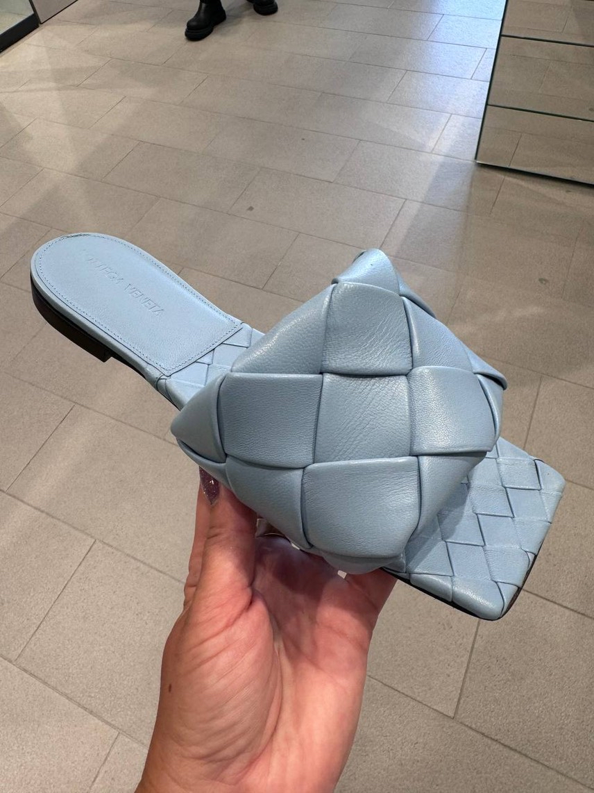 BOTTEGA VENETA Slides front view - Women's luxury Shoes