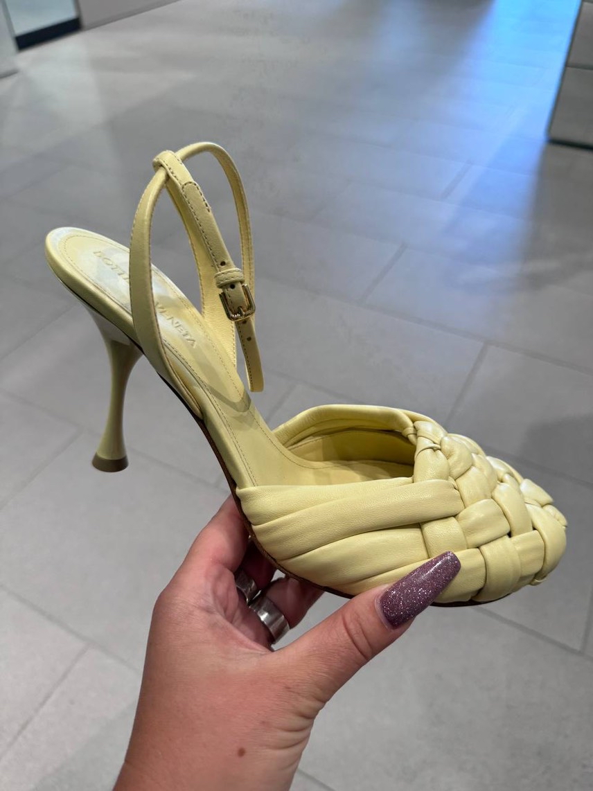 BOTTEGA VENETA Sandals front view - Women's luxury Shoes