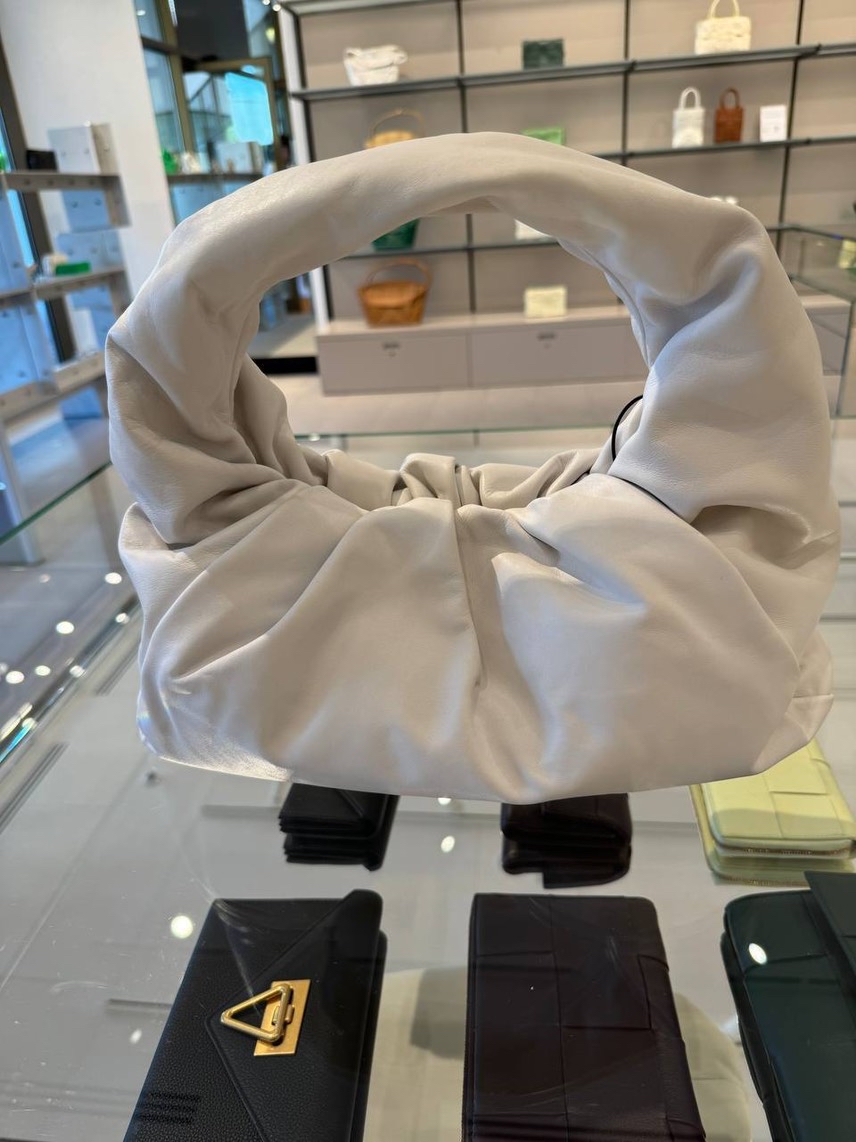BOTTEGA VENETA Shoulder bags front view - Women's luxury Bags