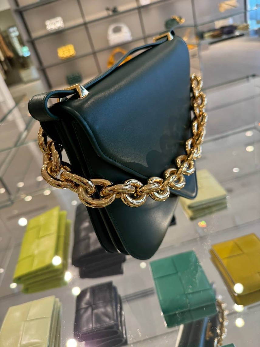 BOTTEGA VENETA Shoulder bags front view - Women's luxury Bags