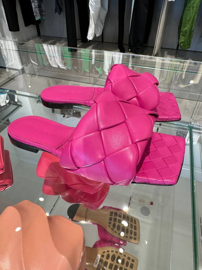 BOTTEGA VENETA Slides front view - Women's luxury Shoes