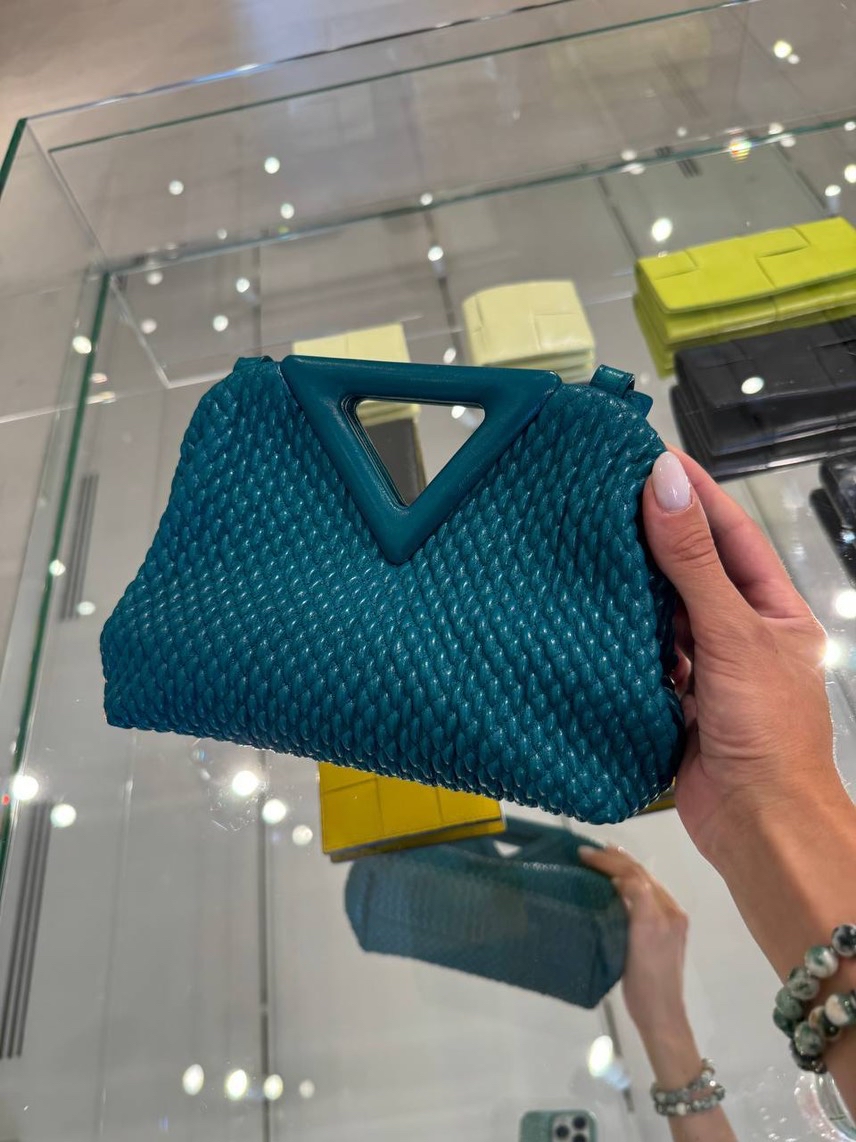 BOTTEGA VENETA Crossbody bags front view - Women's luxury Bags