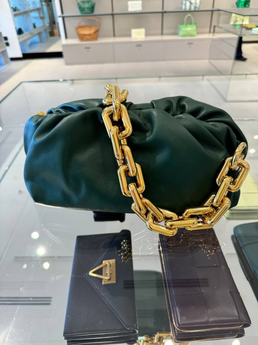 BOTTEGA VENETA Shoulder bags front view - Women's luxury Bags