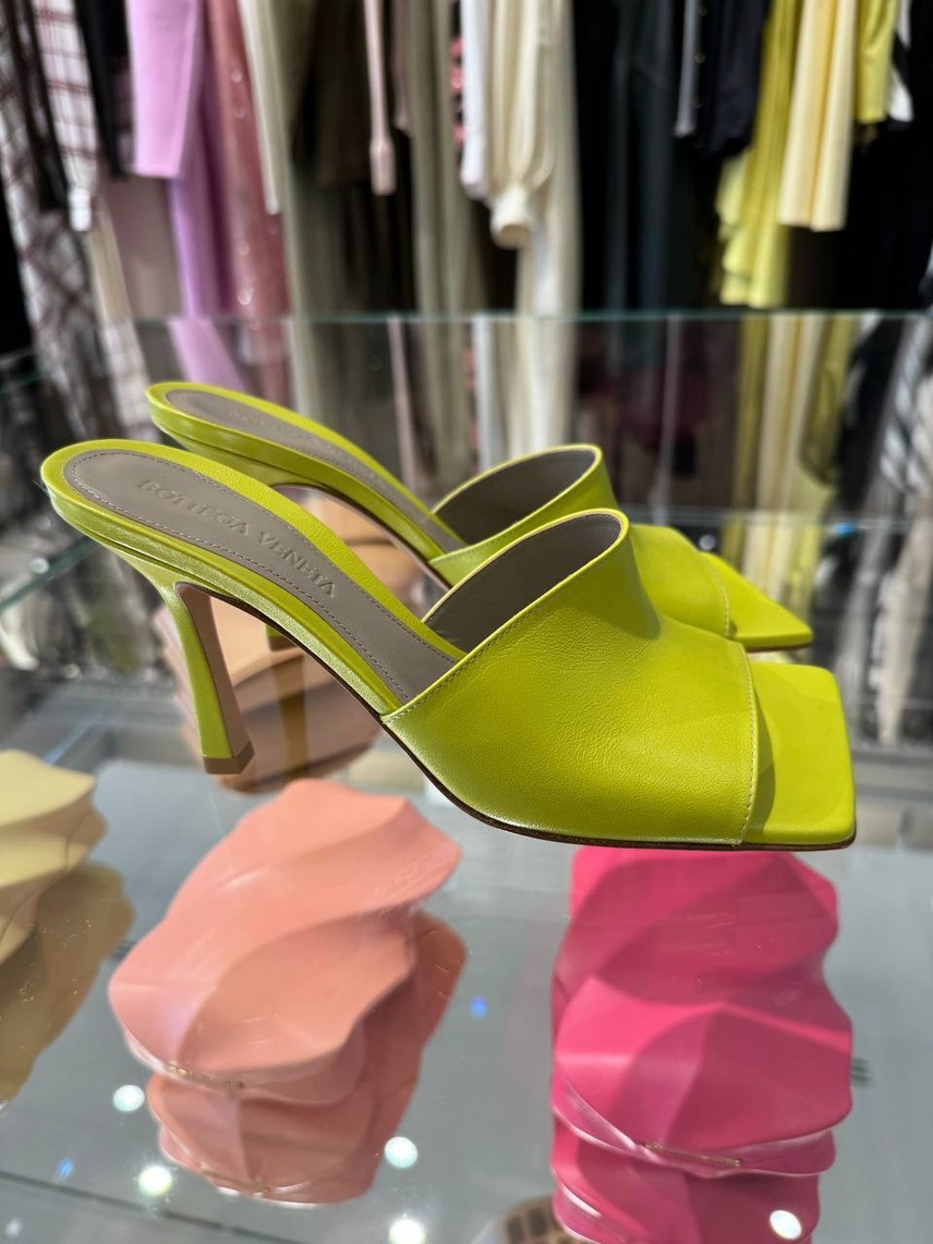 BOTTEGA VENETA Sandals front view - Women's luxury Shoes