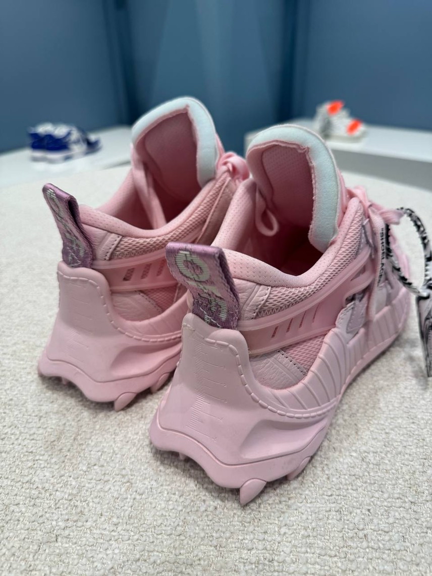 OFF-WHITE Sneakers side view - Women's luxury Shoes
