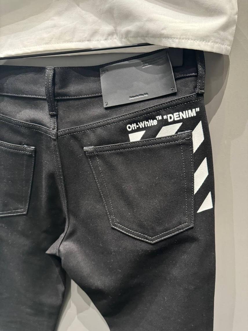 OFF-WHITE Denim side view - Women's luxury Clothes