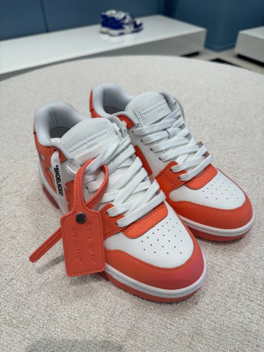 OFF-WHITE Sneakers side view - Women's luxury Shoes