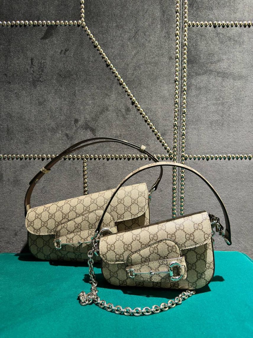 GUCCI Shoulder bags front view - Women's luxury Bags