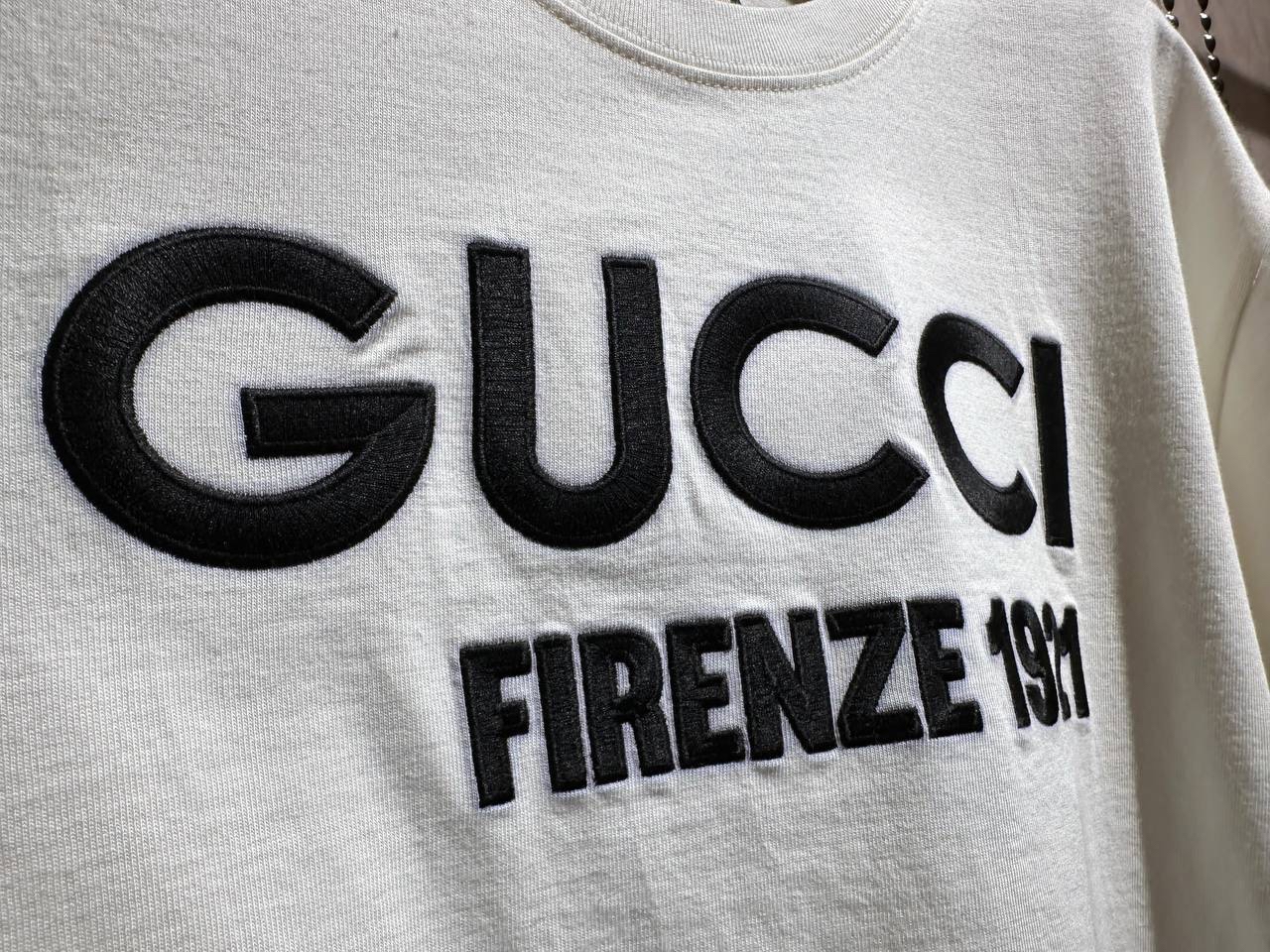 GUCCI T-shirt and Polo side view - Women's luxury Clothes