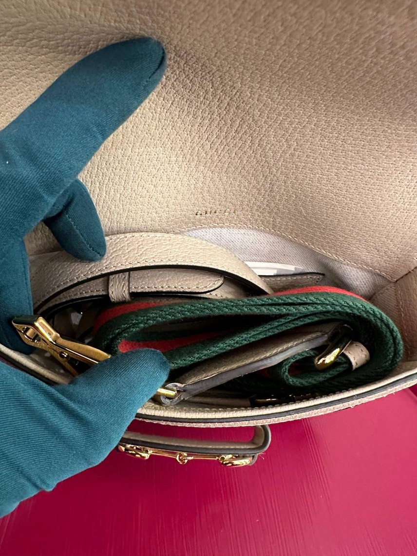 GUCCI Crossbody bags side view - Women's luxury Bags