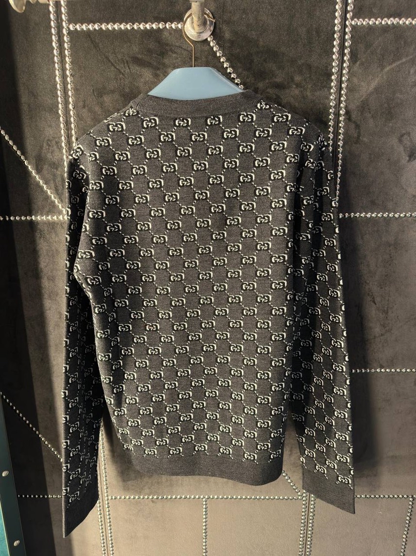 GUCCI Knitwear side view - Men's luxury Clothes