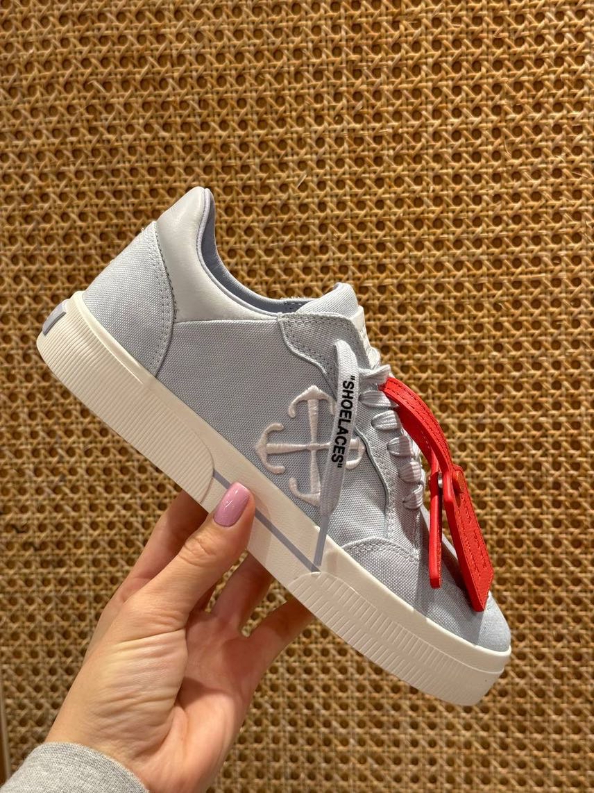OFF-WHITE Sneakers front view - Women's luxury Shoes
