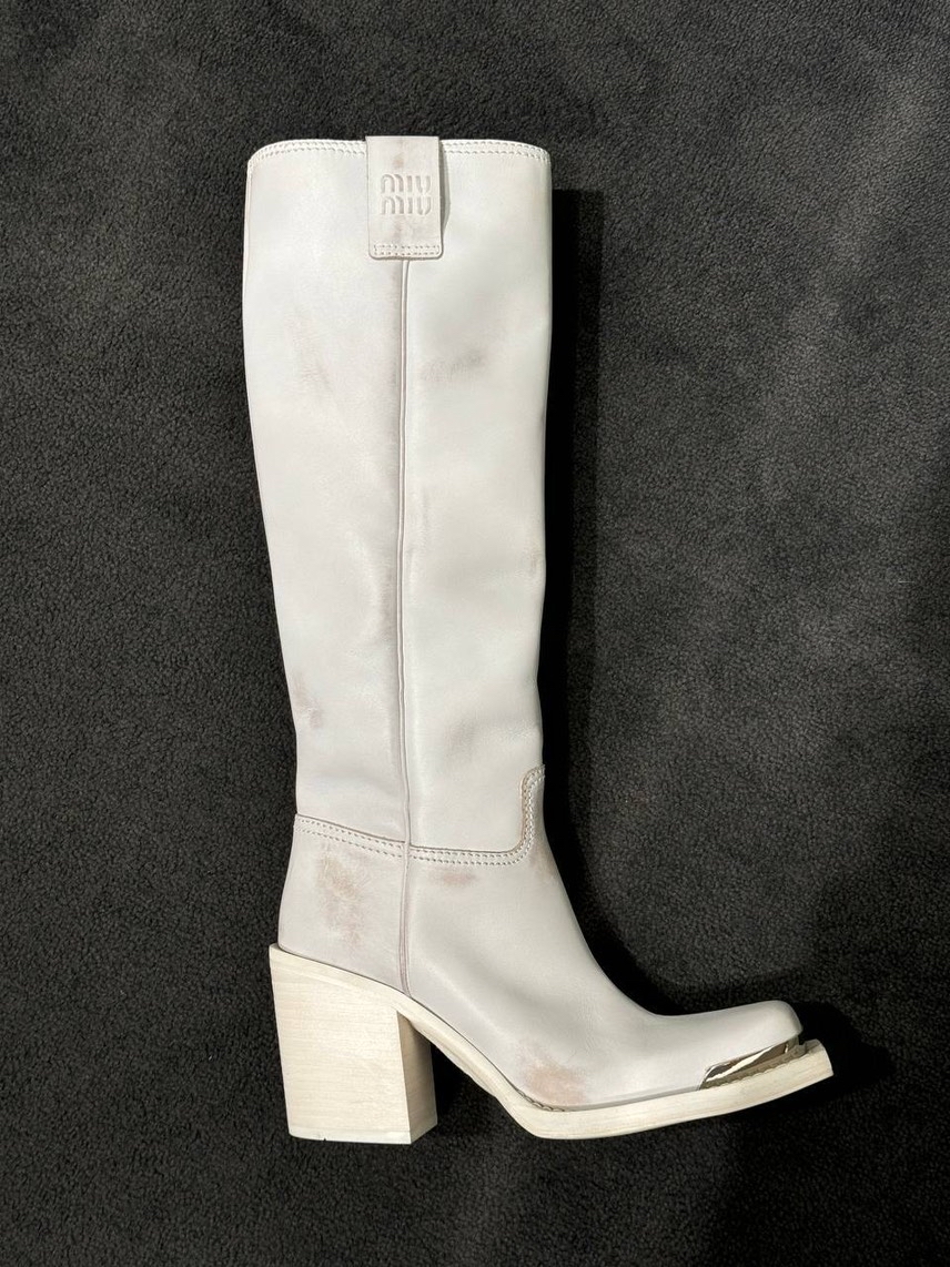 MIU MIU Boots front view - Women's luxury Shoes