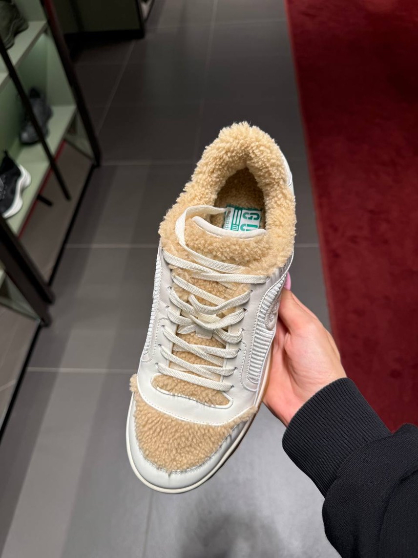 GUCCI Sneakers side view - Men's luxury Shoes