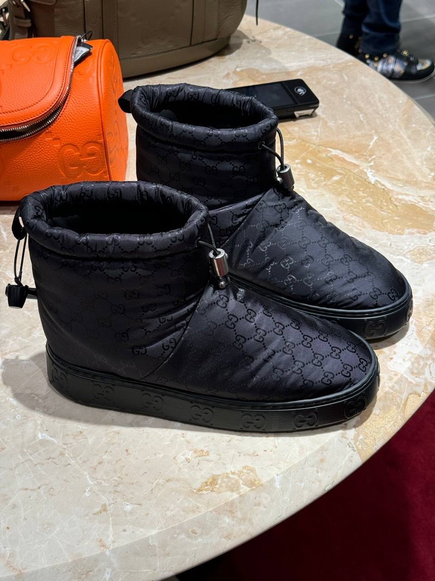 GUCCI Boots front view - Men's luxury Shoes