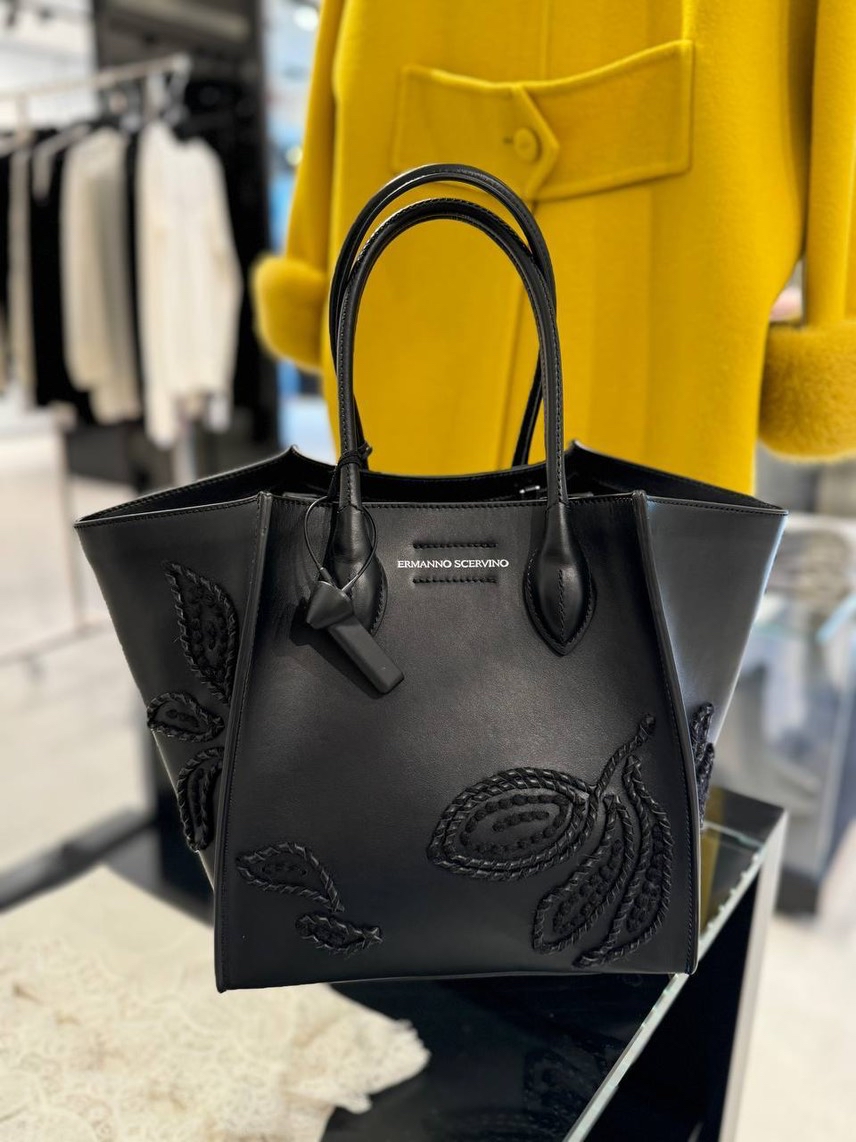 ERMANNO SCERVINO Totes side view - Women's luxury Bags