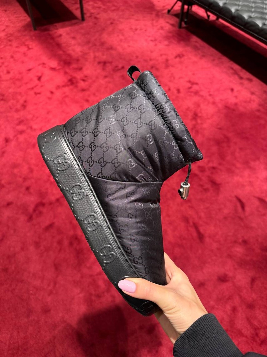GUCCI Boots side view - Men's luxury Shoes