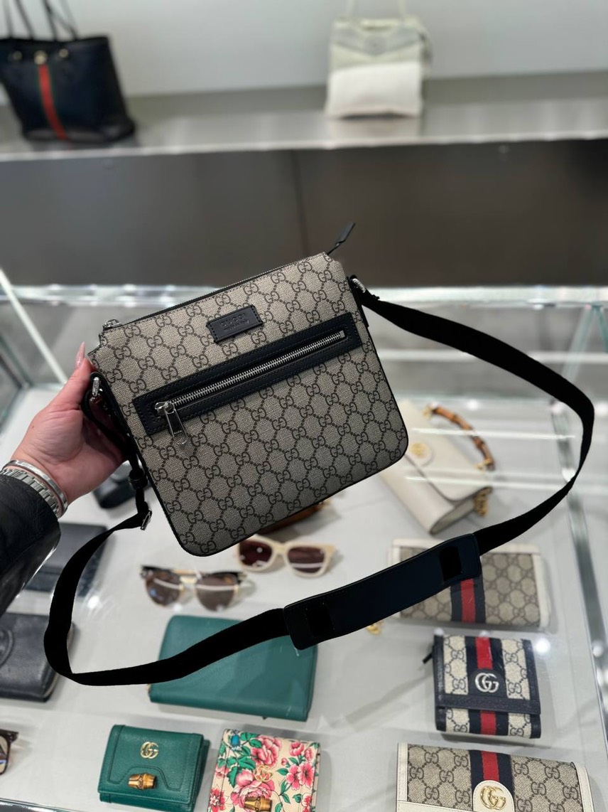 GUCCI Messenger bags front view - Men's luxury Bags