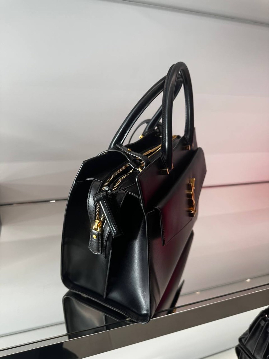 YVES SAINT LAURENT Shoulder bags side view - Women's luxury Bags