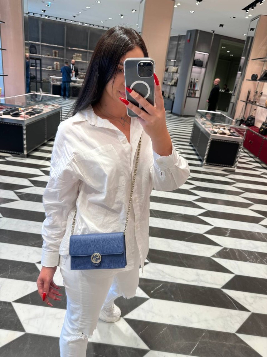 GUCCI Crossbody bags side view - Women's luxury Bags