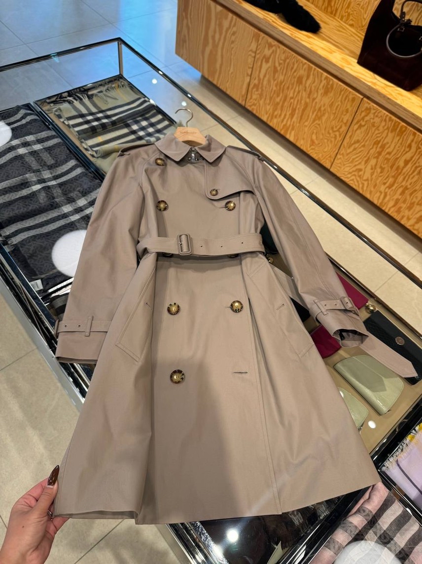 BURBERRY Coats front view - Women's luxury Clothes