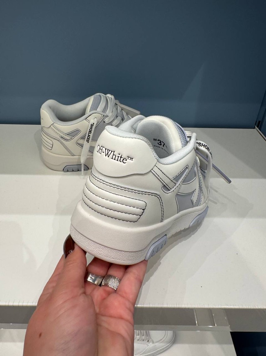 OFF-WHITE Sneakers side view - Women's luxury Shoes