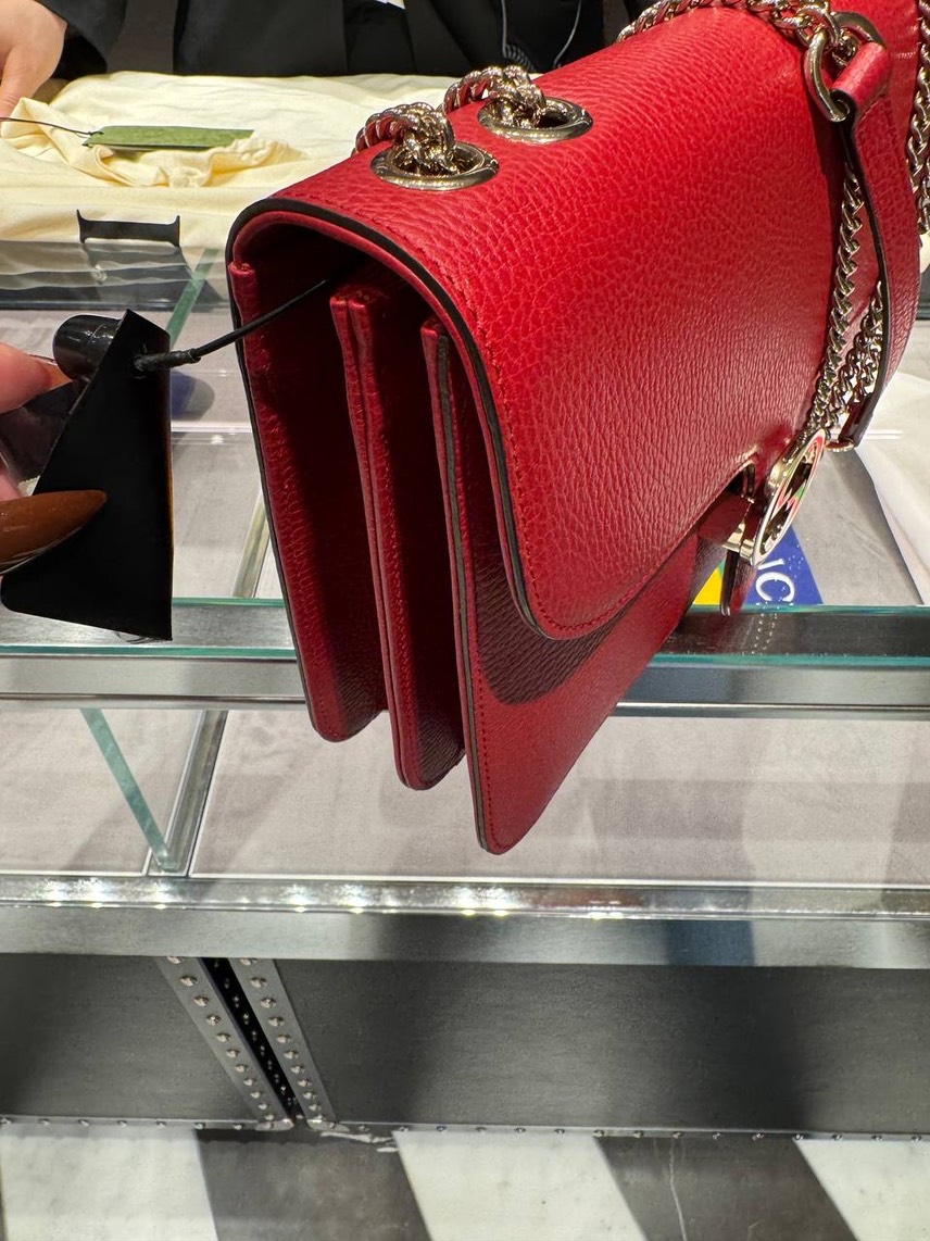 GUCCI Crossbody bags side view - Women's luxury Bags