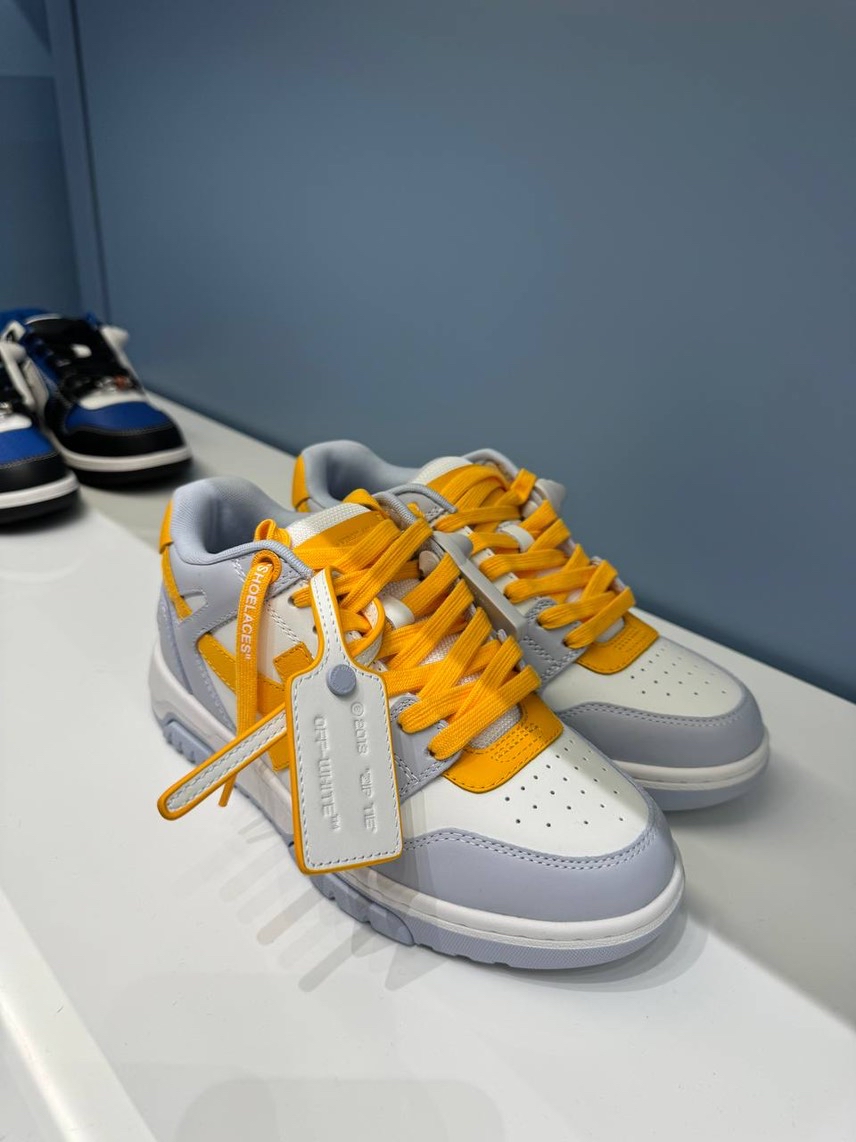 OFF-WHITE Sneakers side view - Women's luxury Shoes