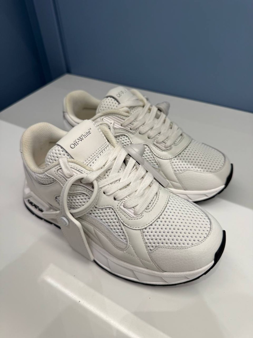 OFF-WHITE Sneakers side view - Women's luxury Shoes