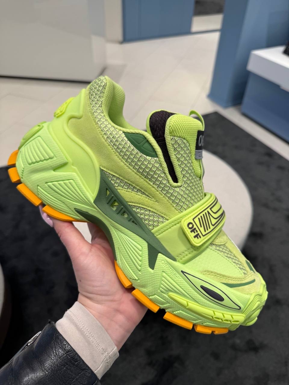 OFF-WHITE Sneakers front view - Men's luxury Shoes