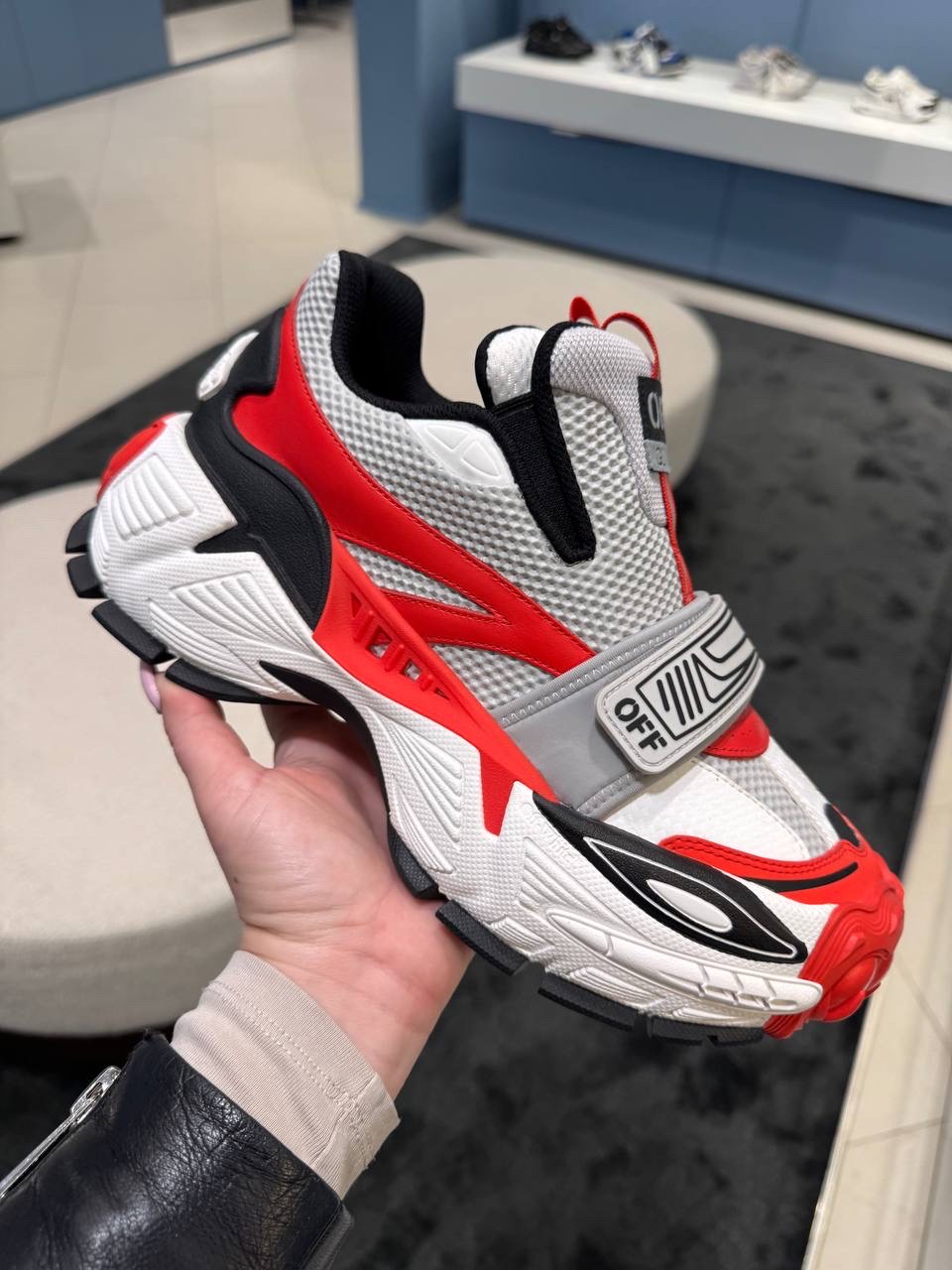 OFF-WHITE Sneakers front view - Men's luxury Shoes
