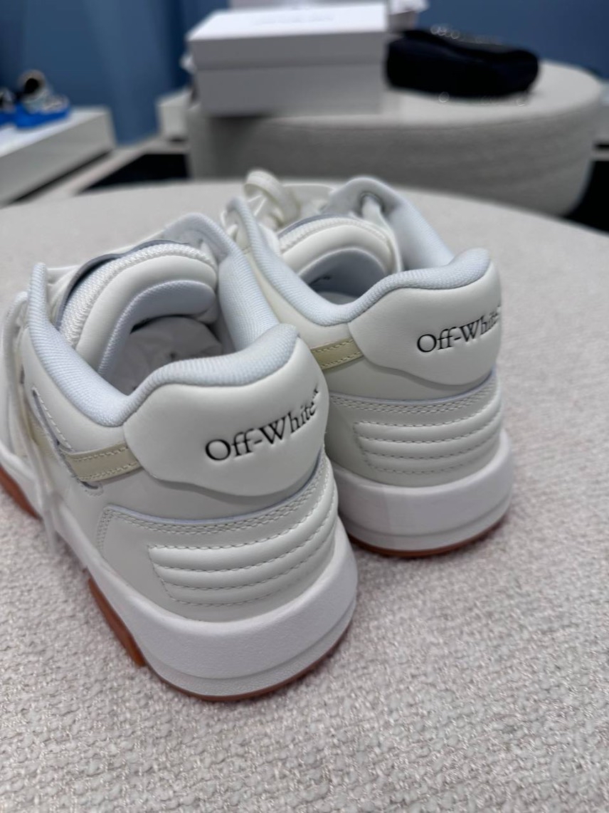 OFF-WHITE Sneakers side view - Women's luxury Shoes