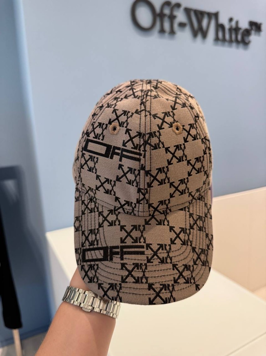 OFF-WHITE Caps and Hats side view - Women's luxury Accessories