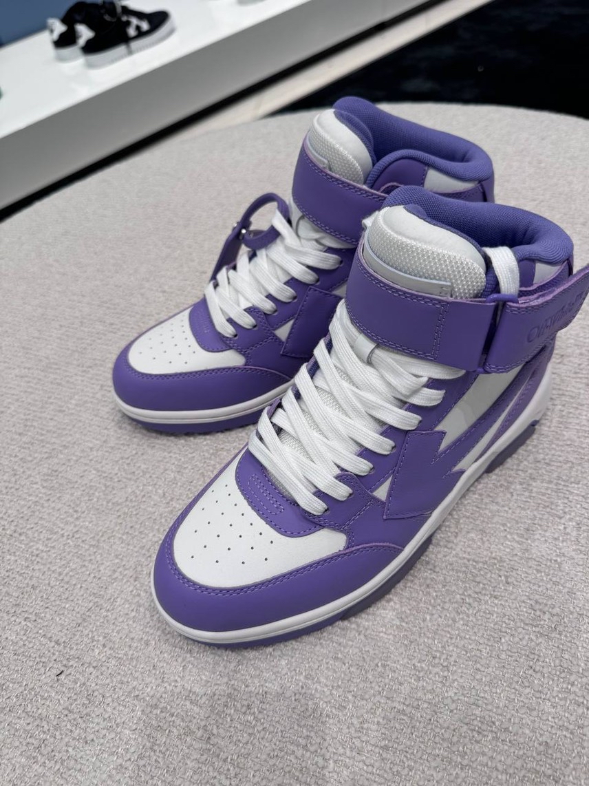 OFF-WHITE Sneakers side view - Women's luxury Shoes