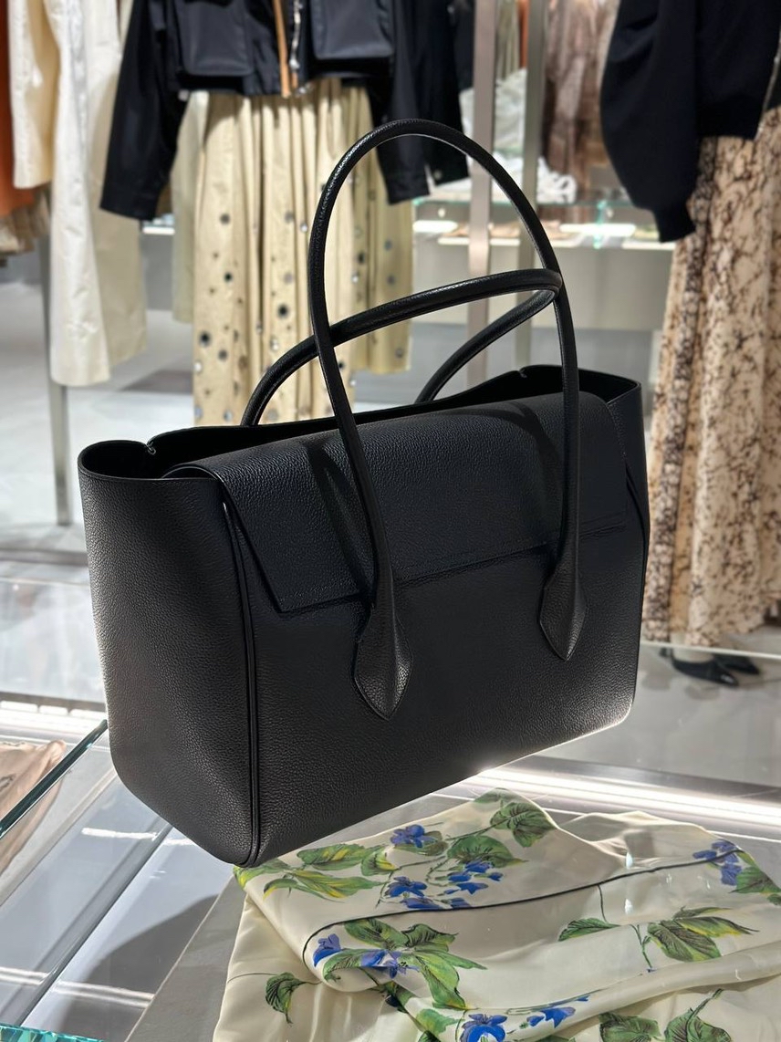SALVATORE FERRAGAMO Totes side view - Women's luxury Bags