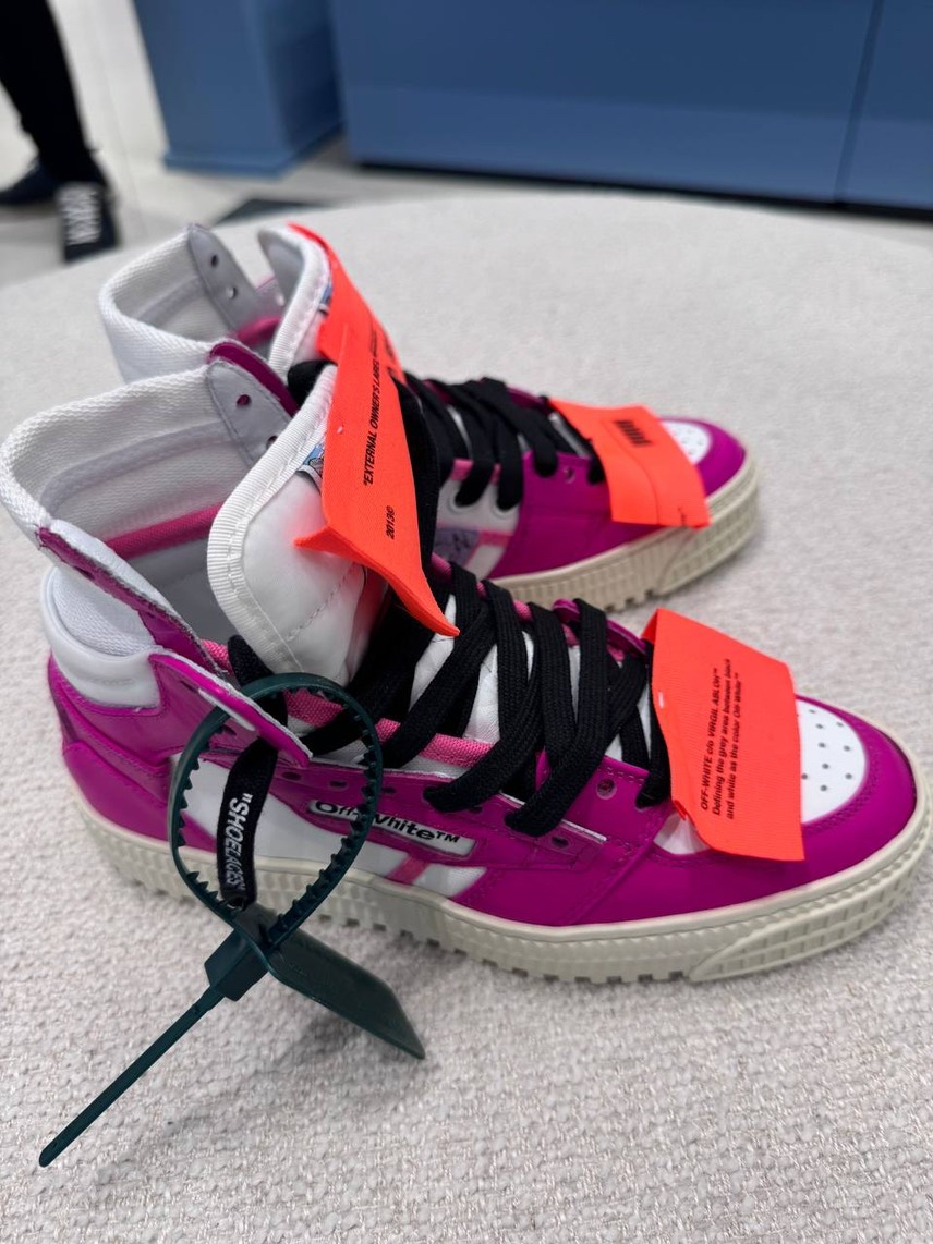 OFF-WHITE Sneakers front view - Women's luxury Shoes