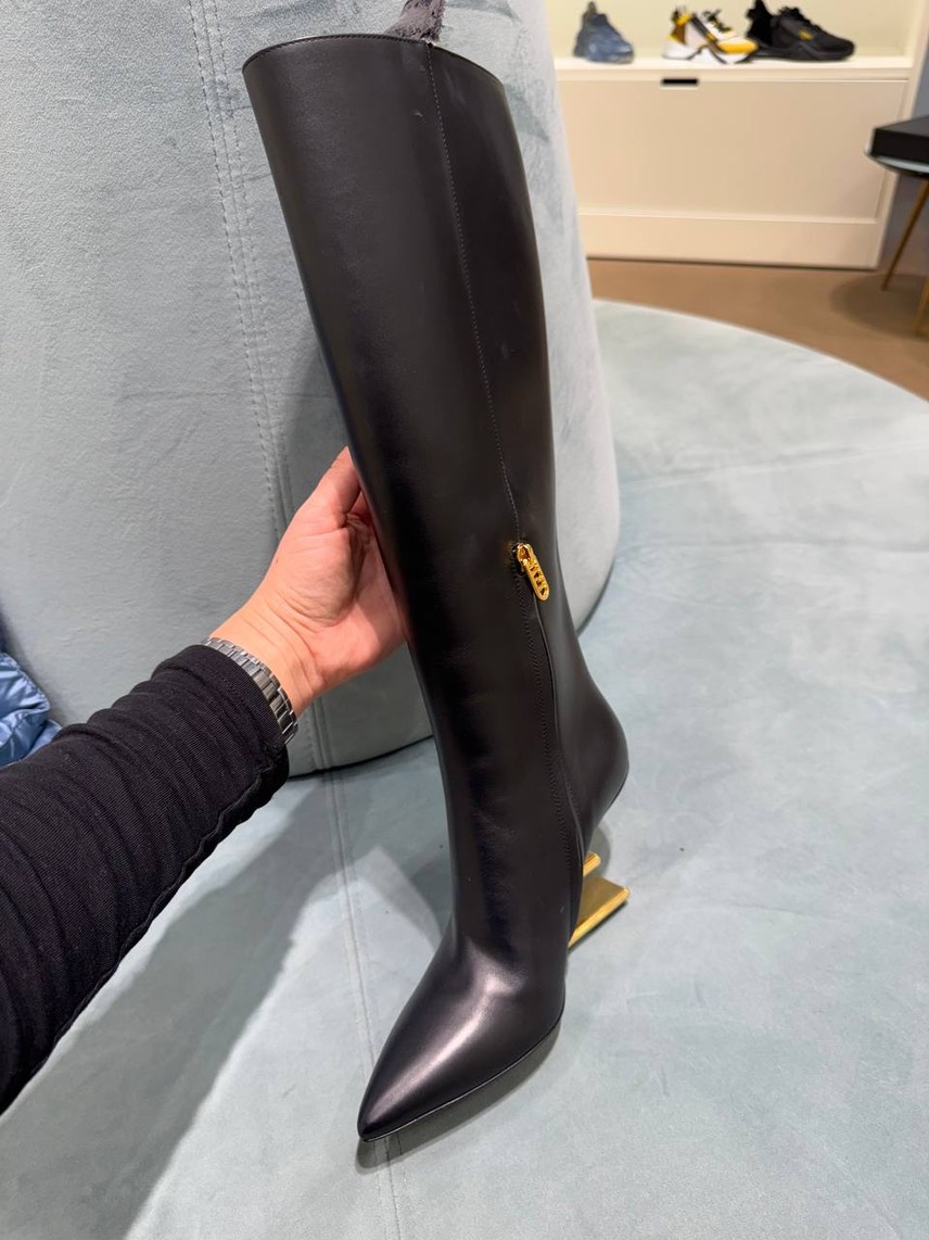 FENDI Boots side view - Women's luxury Shoes