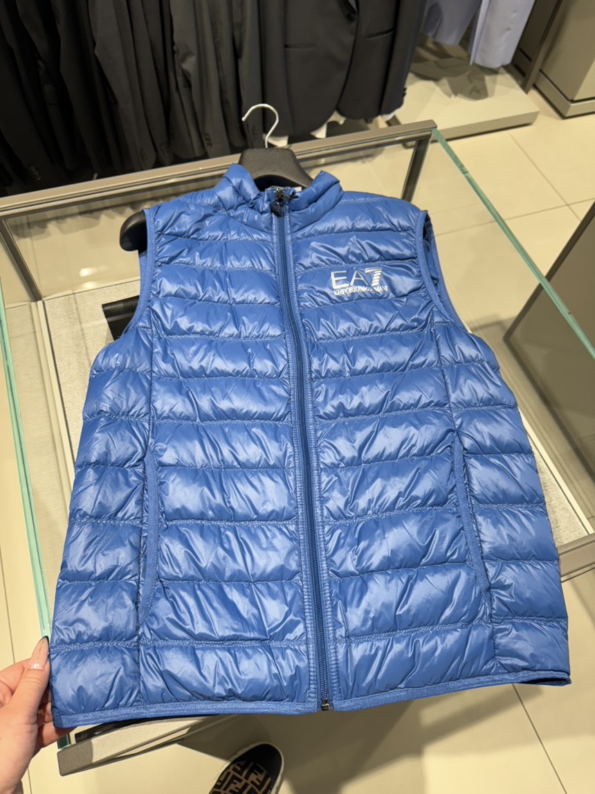 EMPORIO ARMANI Gilets side view - Men's luxury Clothes