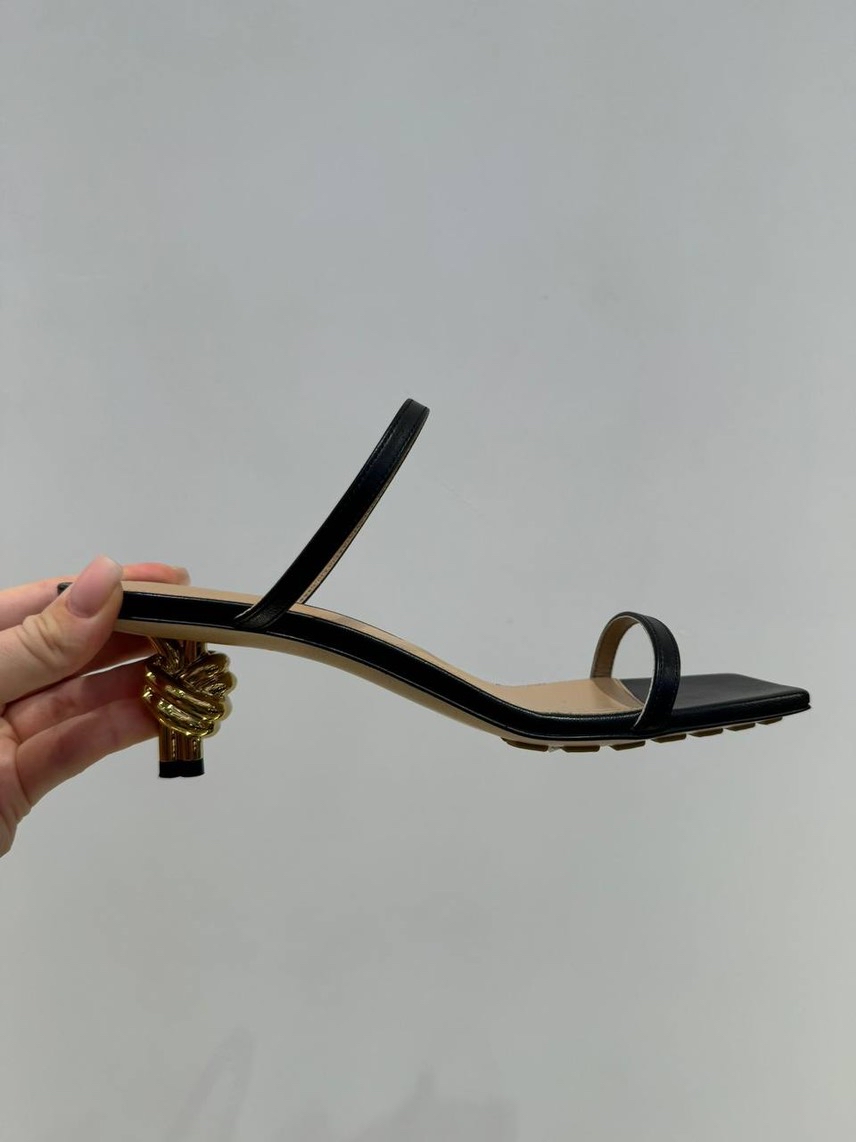 BOTTEGA VENETA Sandals front view - Women's luxury Shoes