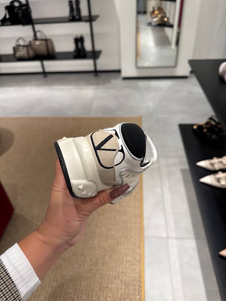 VALENTINO GARAVANI Sneakers side view - Women luxury Shoes