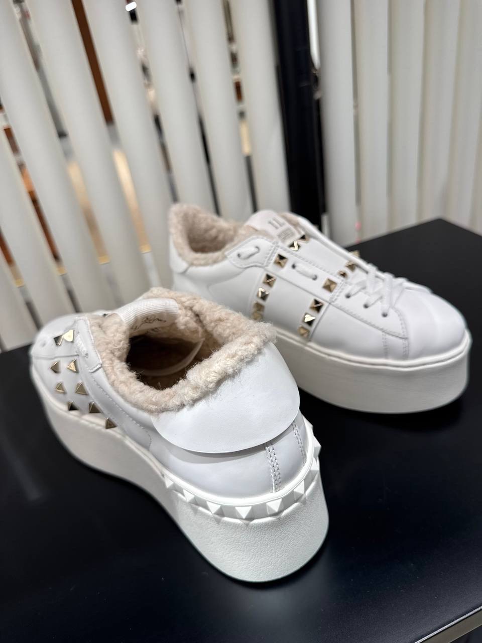 VALENTINO GARAVANI Sneakers side view - Women luxury Shoes