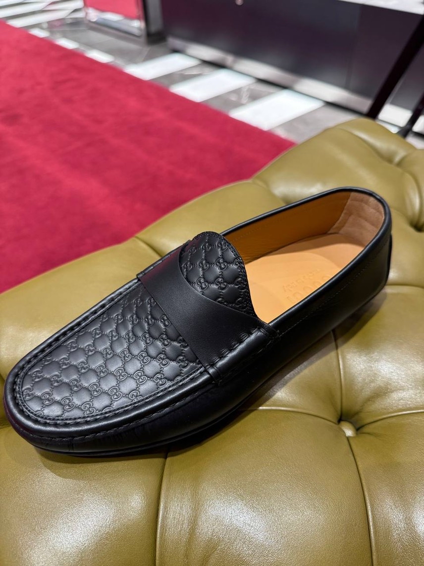 GUCCI Moccasins side view - Men's luxury Shoes